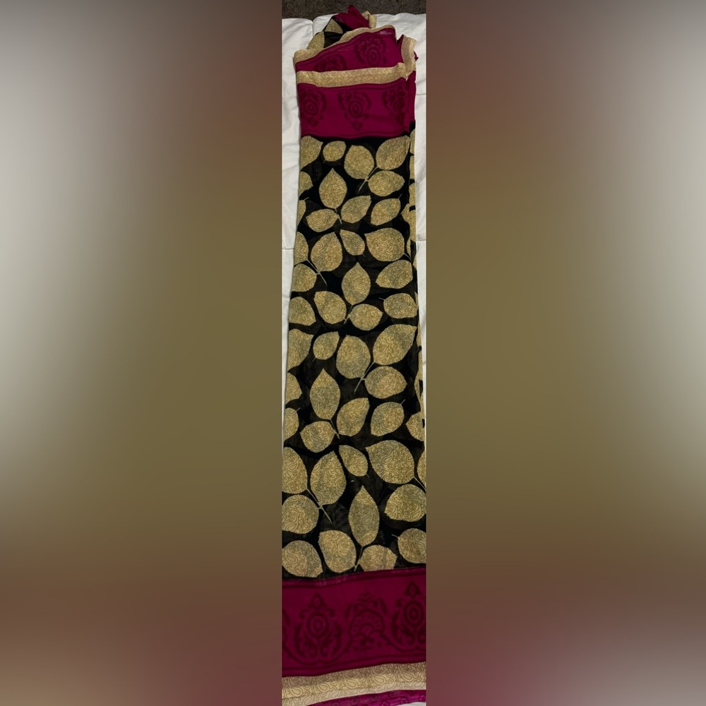 Beautiful Georgette Saree - Picture 6 of 6